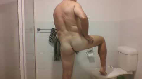 Snapshot of etextratestacle chatting on October 9, 5:33 pm ET online show from October 9, 5:33 pm