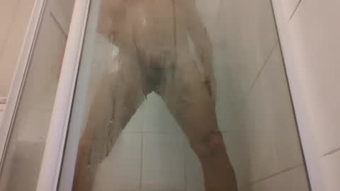 Snapshot of etextratestacle chatting on October 23, 4:50 pm ET online show from October 23, 4:50 pm