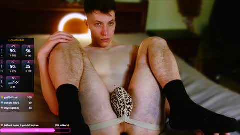 Ethan online show from February 9, 1:44 am