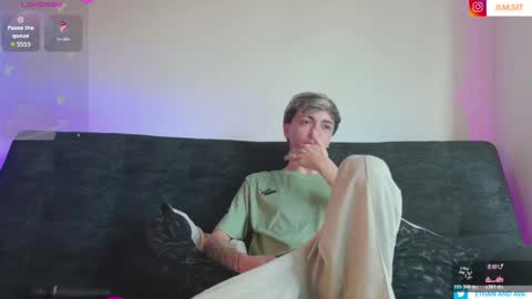 Snapshot of ethan_and_ava chatting on June 3, 12:41 pm ethan and ava online show from June 3, 12:41 pm