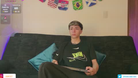 Snapshot of ethan_and_ava chatting on July 5, 12:23 pm ethan and ava online show from July 5, 12:23 pm