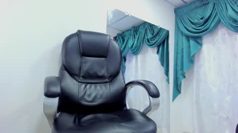 Snapshot of ethan_boy_ chatting on December 10, 11:40 pm Ethan online show from December 10, 11:40 pm