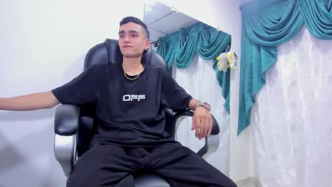 Snapshot of ethan_boy_ chatting on February 12, 6:40 pm Ethan online show from February 12, 6:40 pm