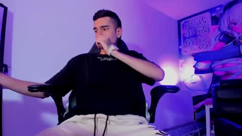 Snapshot of ethan_boy_ chatting on September 8, 9:58 pm Ethan online show from September 8, 9:58 pm