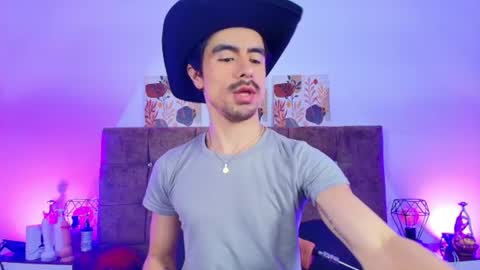 ethan  online show from July 2, 3:23 am