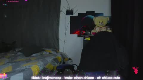  Chloe  Ethan  online show from January 12, 2:45 am