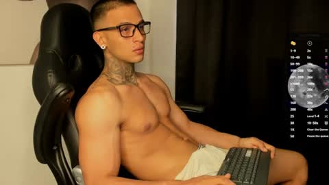 Ethan - Independent model online show from June 24, 8:41 pm