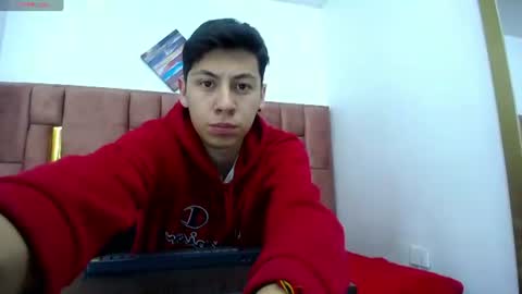 Snapshot of ethan_grayy chatting on June 25, 4:34 am NATE online show from June 25, 4:34 am