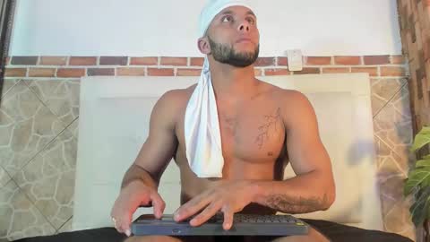 ethan helmut online show from December 6, 7:34 pm