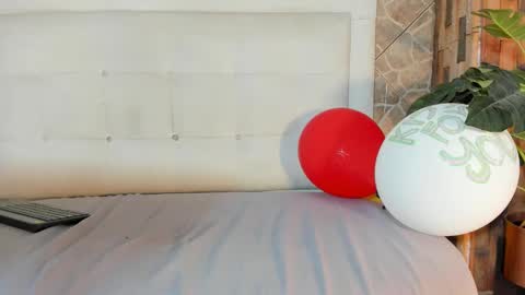 ethan helmut online show from December 22, 12:27 pm