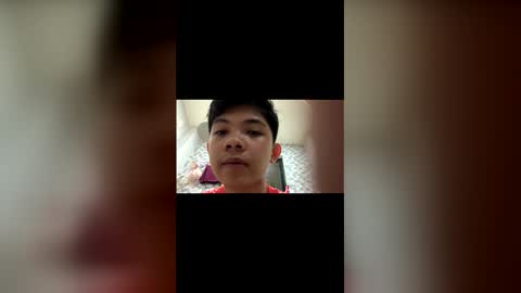 Snapshot of ethan_lauren chatting on April 19, 11:31 am ethan_lauren online show from April 19, 11:31 am