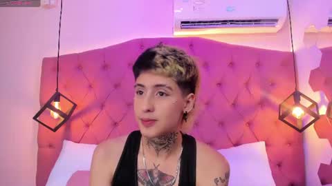 Snapshot of ethan_lennox_ chatting on August 9, 4:28 am Ethan online show from August 9, 4:28 am