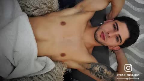 Ethan Muller online show from November 25, 9:31 am