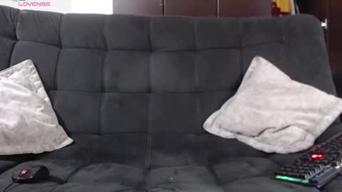 Ethan Noir online show from November 13, 11:09 am