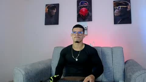 Snapshot of ethan_rodgers01 chatting on July 14, 2:23 pm ethan_rodgers01 online show from July 14, 2:23 pm