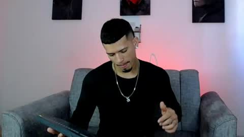 Snapshot of ethan_rodgers01 chatting on July 17, 6:35 pm ethan_rodgers01 online show from July 17, 6:35 pm