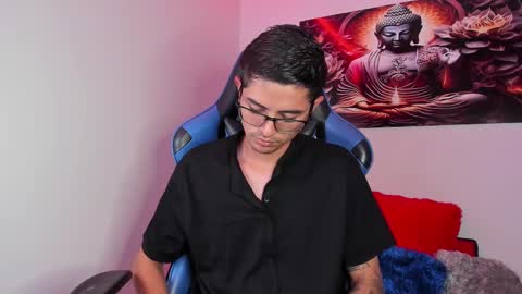 Snapshot of ethan_sai01 chatting on February 25, 9:13 pm ETHAN SAI online show from February 25, 9:13 pm