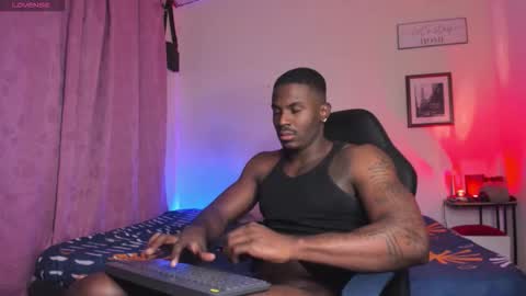 ethan travis online show from February 24, 5:27 am