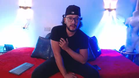 ethan w7 online show from October 5, 11:57 pm