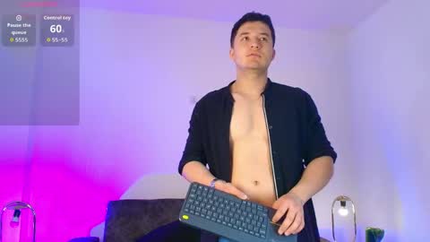 ethanconnor_ online show from March 7, 12:02 pm