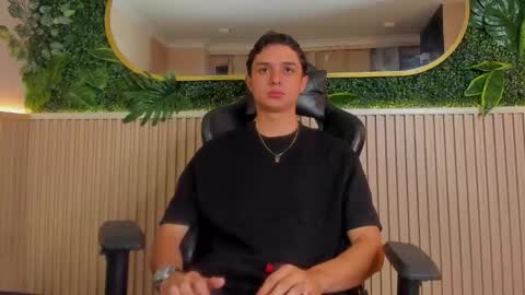 ethanlowell online show from January 19, 12:25 am