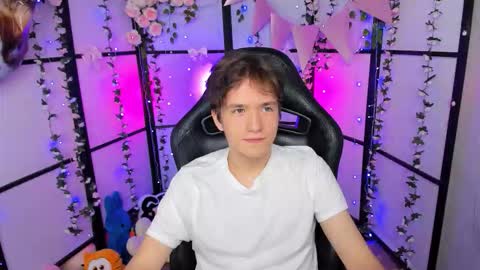Ethan online show from October 11, 8:51 pm