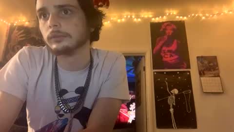 ethb0211 online show from March 6, 10:17 pm