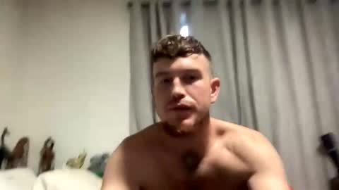 Snapshot of etphonehome369 chatting on October 23, 9:24 pm etphonehome369 online show from October 23, 9:24 pm