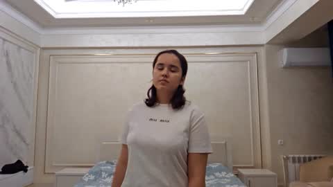 Snapshot of eulajaster chatting on December 17, 2:34 pm eulajaster online show from December 17, 2:34 pm