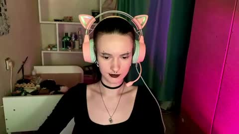 Snapshot of eunabiddlecome chatting on May 11, 5:02 am Kate online show from May 11, 5:02 am