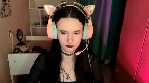 Snapshot of eunabiddlecome chatting on May 17, 5:05 am Kate online show from May 17, 5:05 am