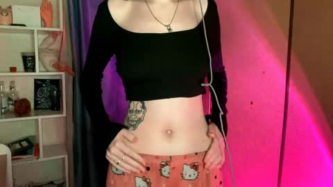 Snapshot of eunabiddlecome chatting on May 23, 5:23 am Kate online show from May 23, 5:23 am