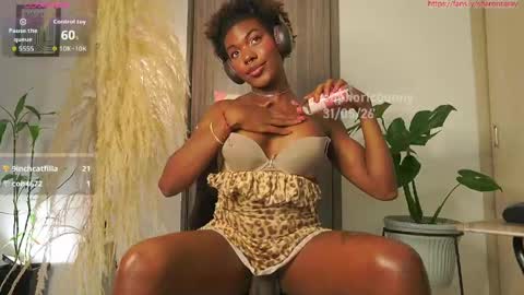 euphoricbunny online show from June 1, 2:46 am