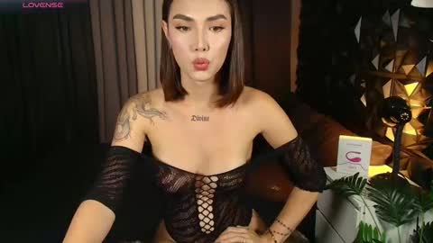 Snapshot of eurasiangabbie89549 chatting on January 17, 2:00 pm inafucker online show from January 17, 2:00 pm