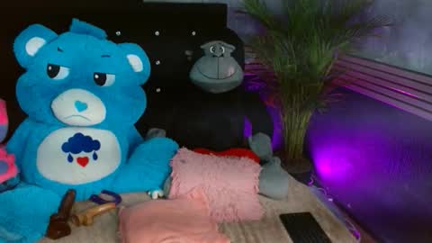 Snapshot of eva_06 chatting on November 10, 1:04 am eva_06 online show from November 10, 1:04 am