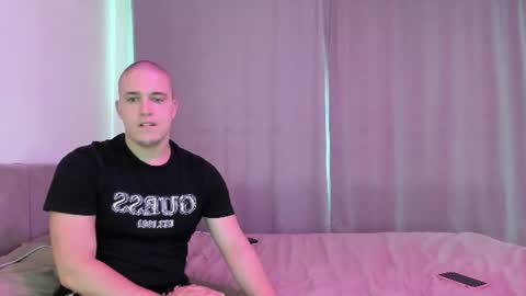 Snapshot of eva_alex_ chatting on June 13, 6:33 am Eva Alex online show from June 13, 6:33 am