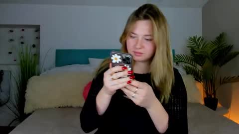 Snapshot of eva_crazy_ chatting on January 9, 1:36 pm Eva online show from January 9, 1:36 pm