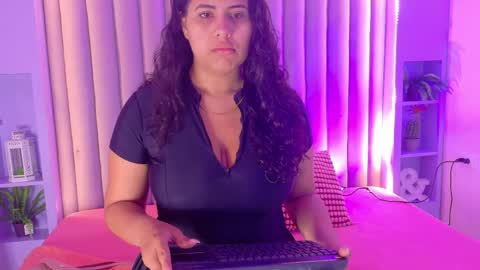 Snapshot of eva_daemon chatting on June 2, 12:07 pm EVA DAEMON online show from June 2, 12:07 pm