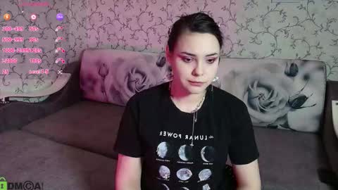 Eva  online show from February 21, 5:25 pm