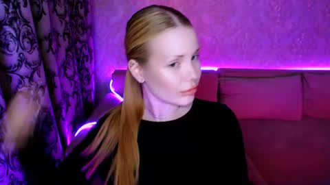 Snapshot of eva_ellis chatting on July 20, 7:49 pm Eva online show from July 20, 7:49 pm