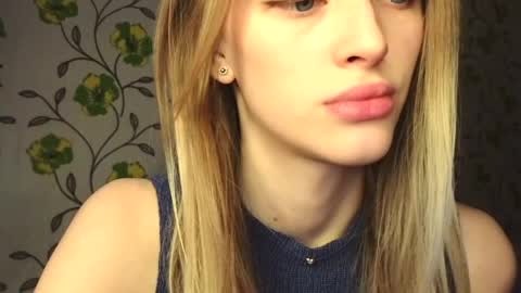 Evvie online show from May 8, 7:46 am