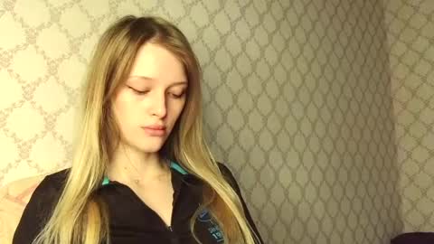 Evvie online show from May 15, 2:24 pm