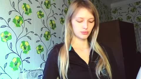 Evvie online show from June 5, 6:42 am