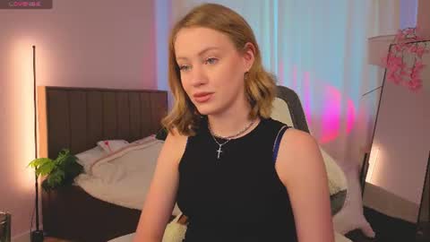 eva hamilton online show from July 16, 12:38 am