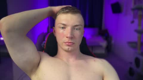 Eva and Iron online show from February 8, 10:57 pm