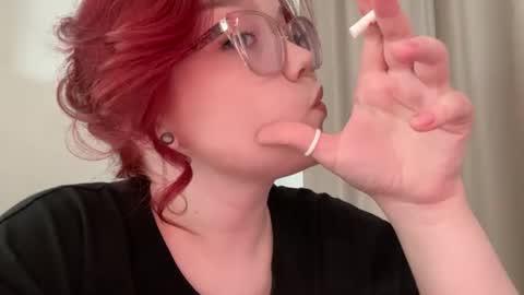 eva_kittenn online show from June 22, 3:53 pm