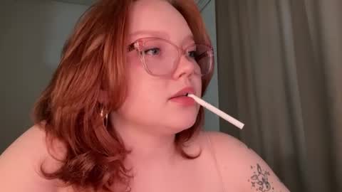 eva_kittenn online show from July 28, 4:39 pm
