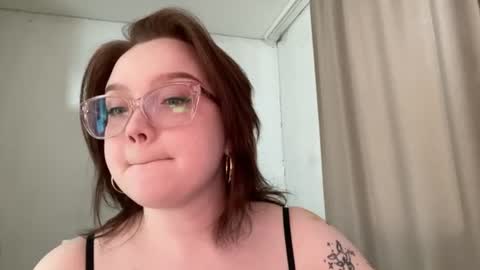 eva_kittenn online show from August 1, 12:59 pm