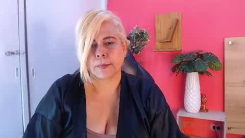 eva_love49 online show from July 13, 6:00 pm