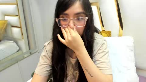 Angelinne online show from March 9, 8:51 am